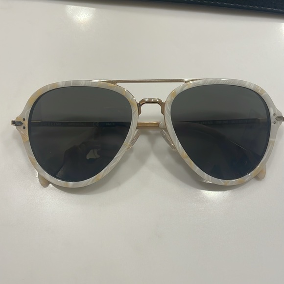 Celine White Tortoise Aviator Sunglasses - Never Worn - Picture 2 of 5
